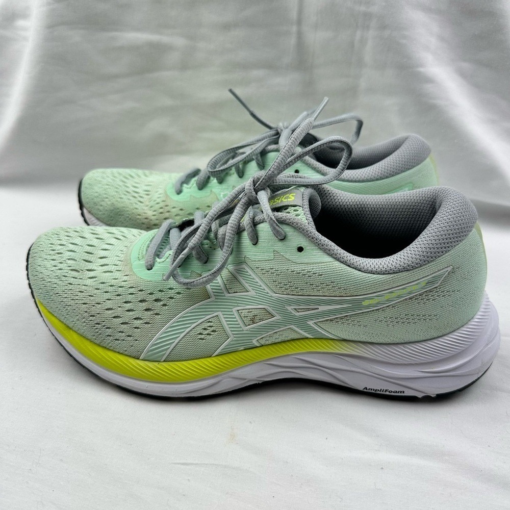 ASICS GEL-Excite 7 women's running shoes in a mint green/tint size 7.5‎